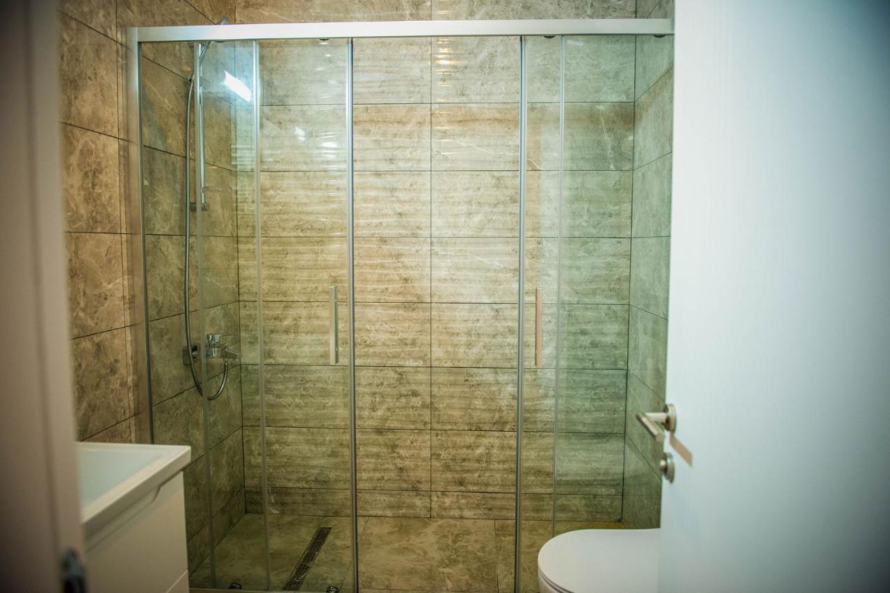 Konak Solid Residence Mamaia Butoaie มามายา ภายนอก รูปภาพ