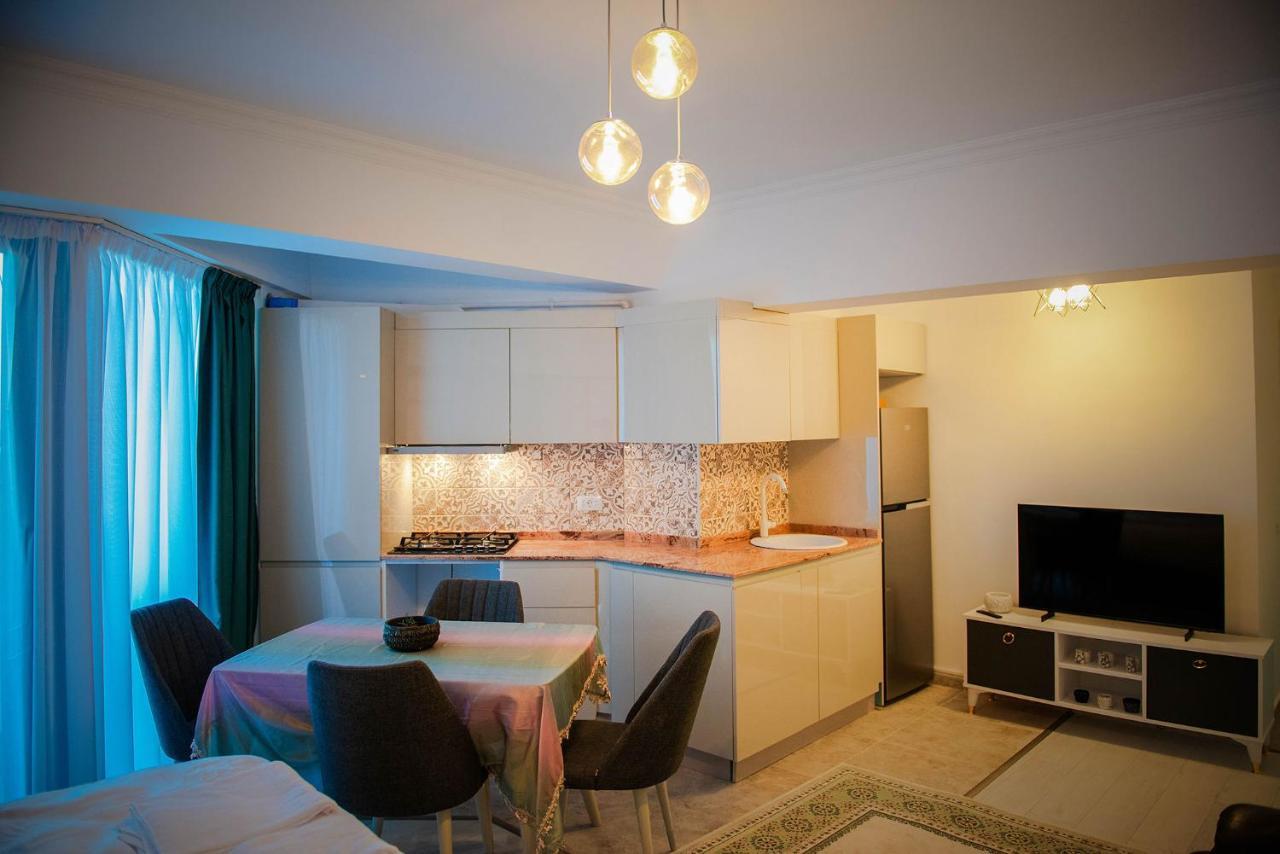 Konak Solid Residence Mamaia Butoaie มามายา ภายนอก รูปภาพ