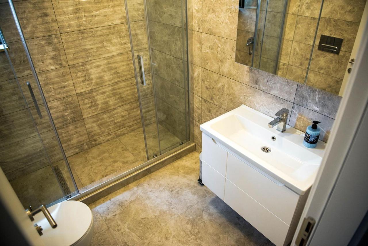 Konak Solid Residence Mamaia Butoaie มามายา ภายนอก รูปภาพ