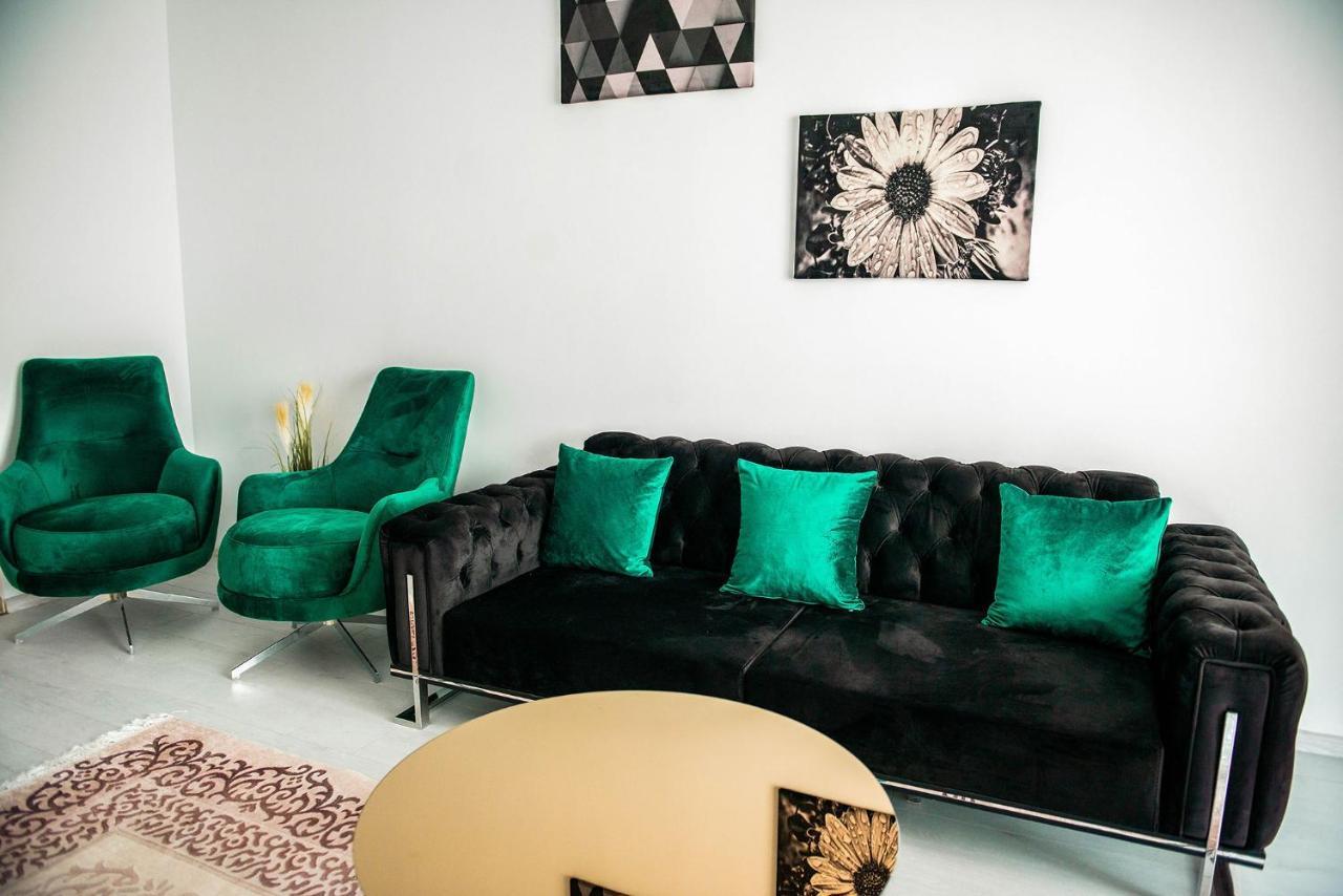 Konak Solid Residence Mamaia Butoaie มามายา ภายนอก รูปภาพ